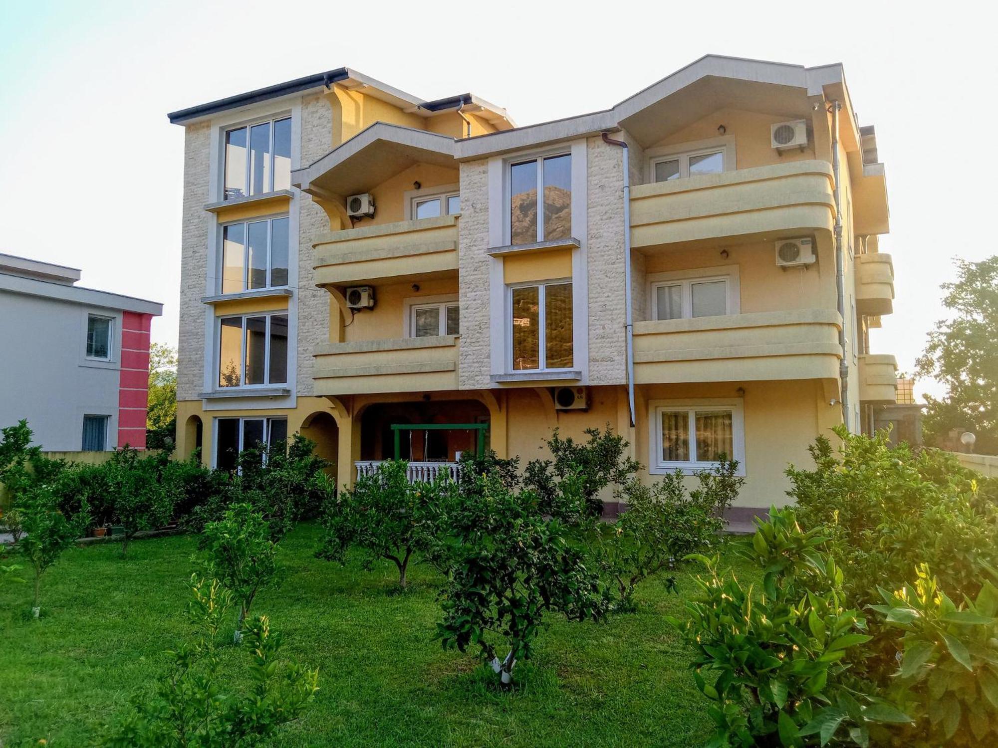 Apartments Old Olive Бар Экстерьер фото