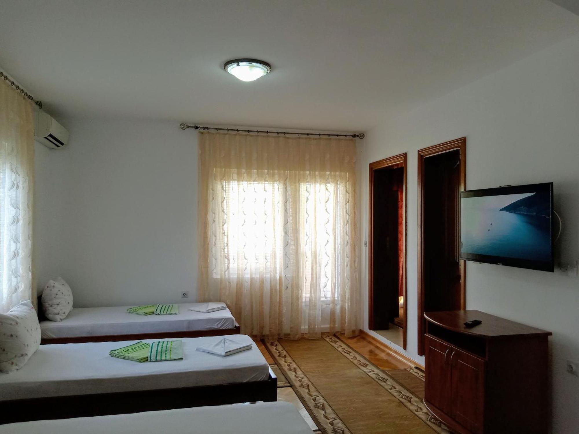 Apartments Old Olive Бар Экстерьер фото