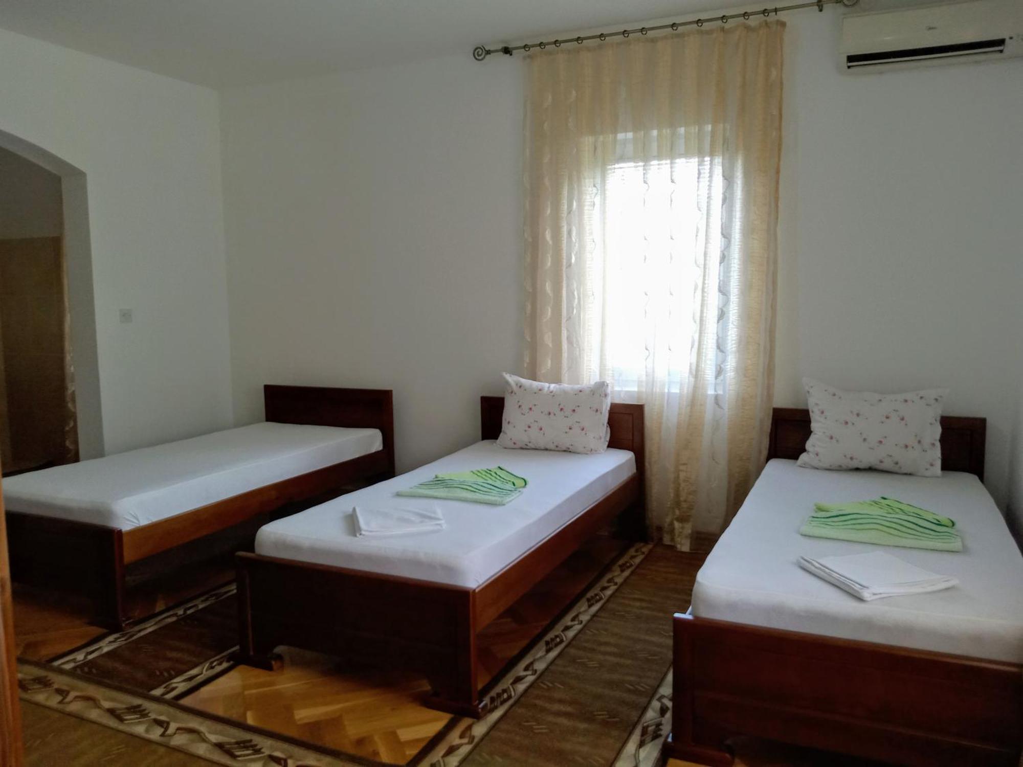 Apartments Old Olive Бар Экстерьер фото