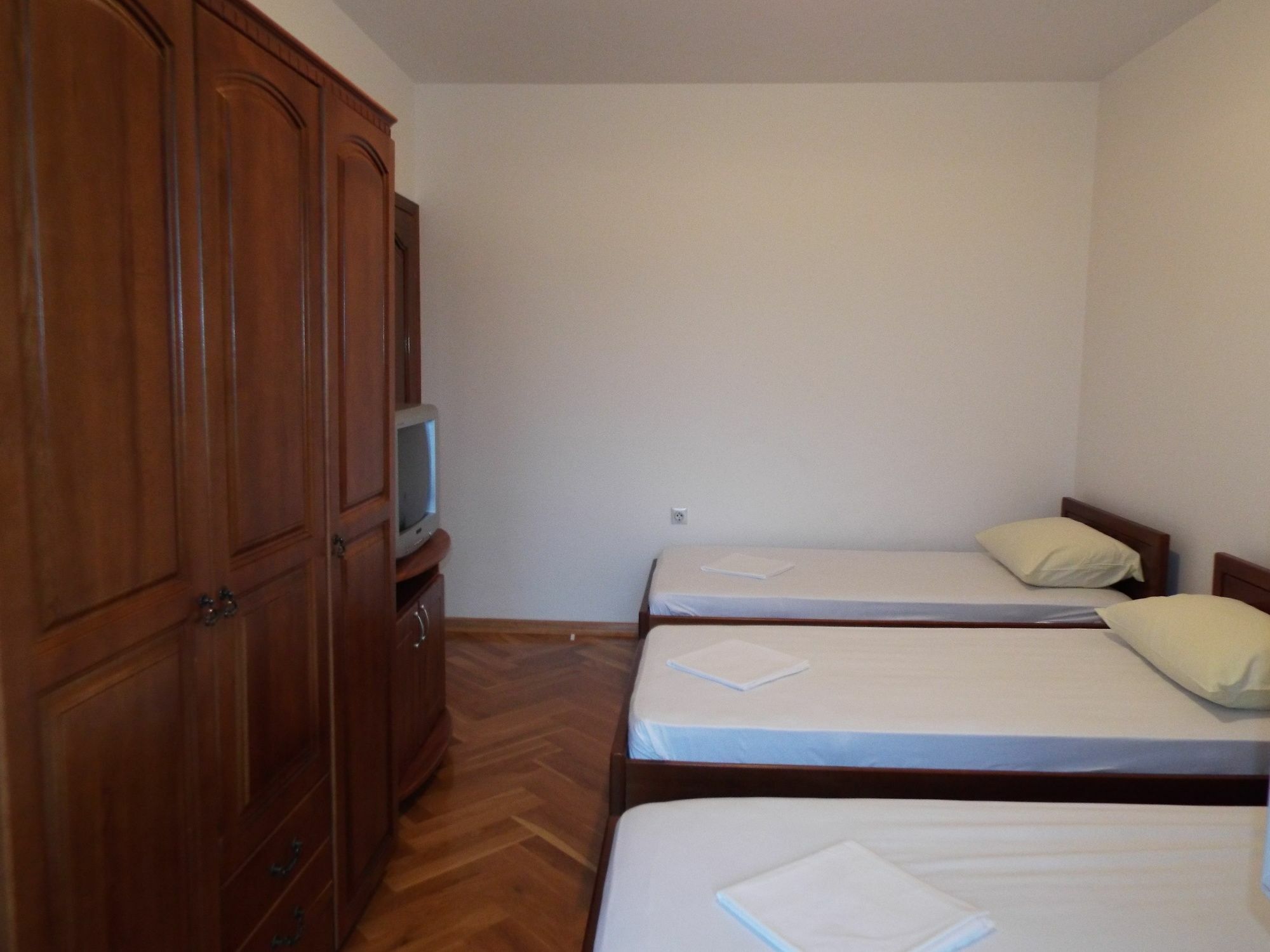 Apartments Old Olive Бар Экстерьер фото